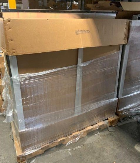 Assortment of Light Fixtures